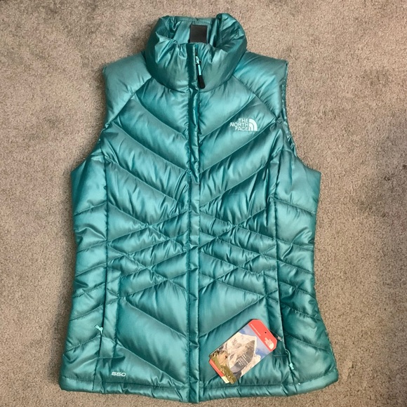 The North Face NWT Aconcagua down Vest - Picture 2 of 7
